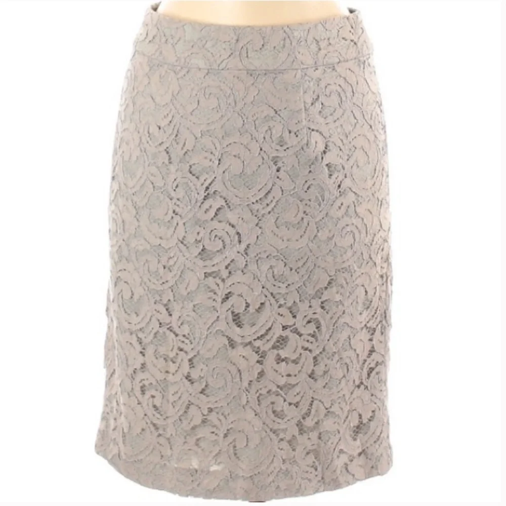 Banana Republic embroidered lace